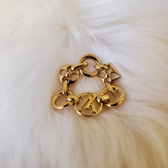 ‼️💯% Authentic Louis Vuitton Interlock Monogram 18K GP Ring #8.5 Gold - Picture 6 of 8